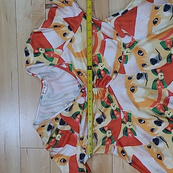 Rosegal size 2x dogs wearing Christmas hats shirt - Picture 5 of 5